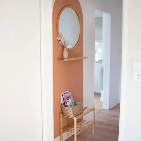 Neu & Gemuetlich - Hej Homes Mit Garage & Balkon * Bad Kissingen